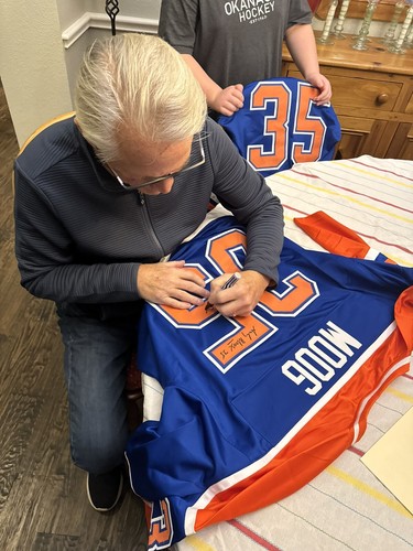 ANDY MOOG SIGNED CUSTOM EDMONTON OILERS JERSEY W/JSA CERT - Picture 4 of 4