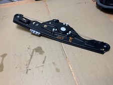 MERCEDES W211 E class rear LEFT PASSENGER DOOR WINDOW MECHANISM A2117300146