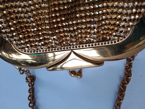 MINT NWOT '60s Vintage Gold Metal Mesh Whiting & Davis Small Handbag in Orig Box - Picture 4 of 10