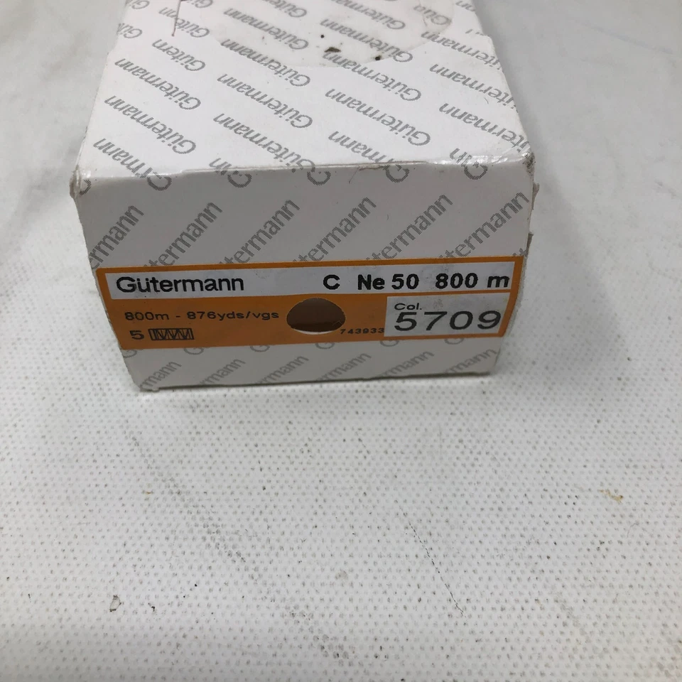 Gutermann All Purpose Thread- White (5 Pack) - Image 3 of 4