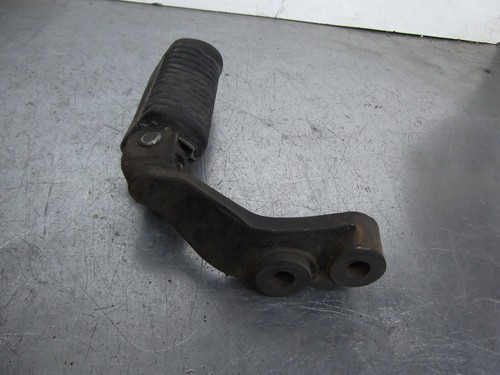 REPOSAPIÉS DELANTERO DERECHO YAMAHA SR250 - Imagen 2 de 2