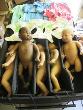 Lot of 5 RealityWorks W/Portable Charging Case-Reality Baby 3 W/Clothing/Diapers