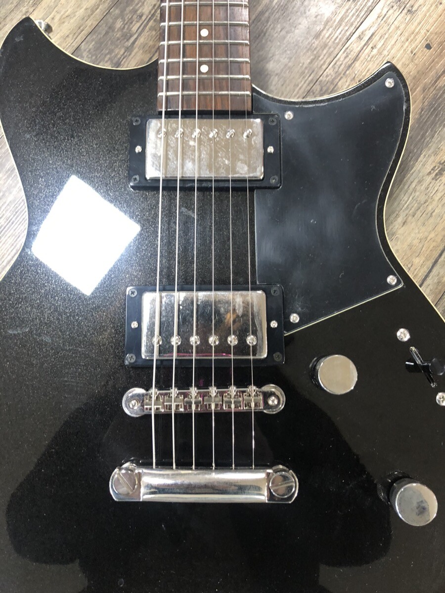 YAMAHA REVSTAR RS420 Black Steel Maple + Mahogany Body YAMAHA REVSTAR RS420 Black Steel Maple + Mahogany Body