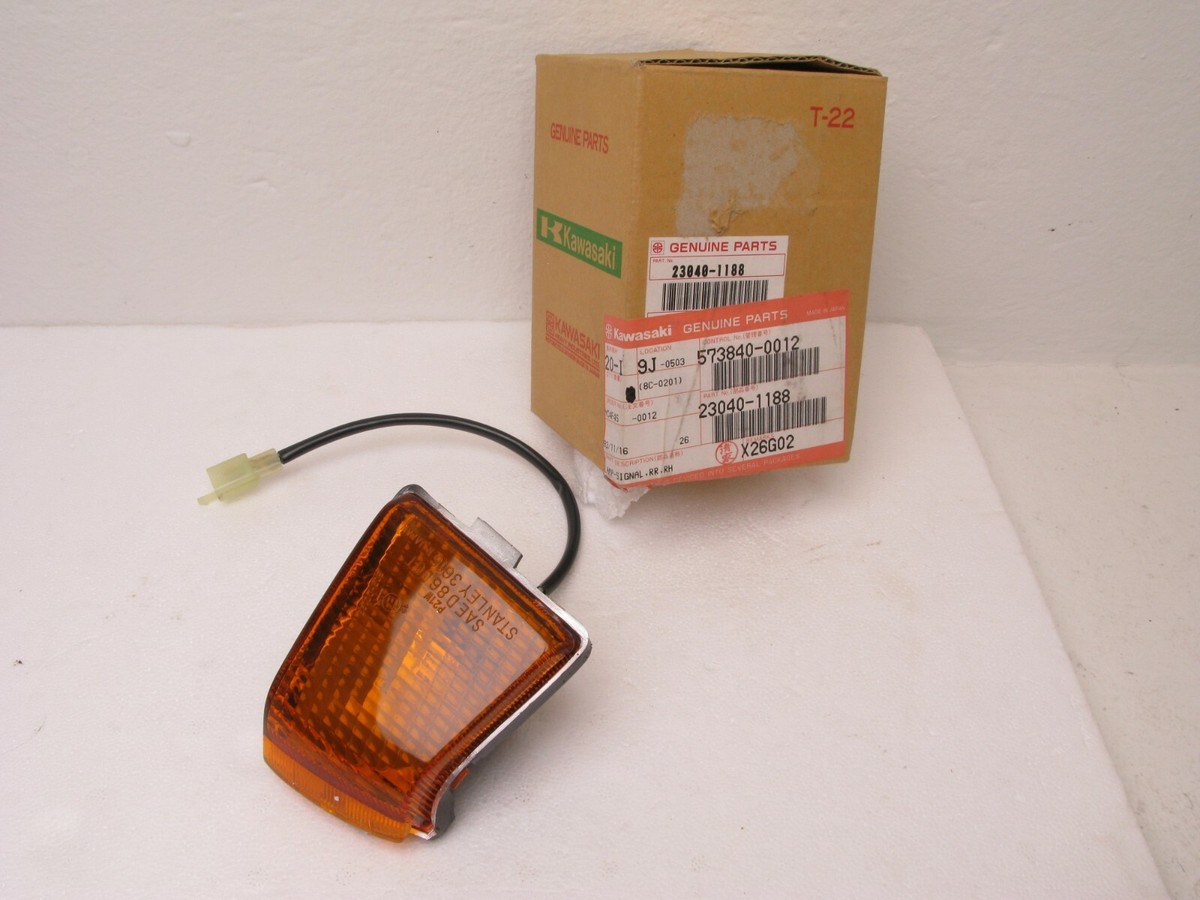 おしお Kawasaki NOS NEW 23040-1188 Right Rear Turn Signal Lamp 88