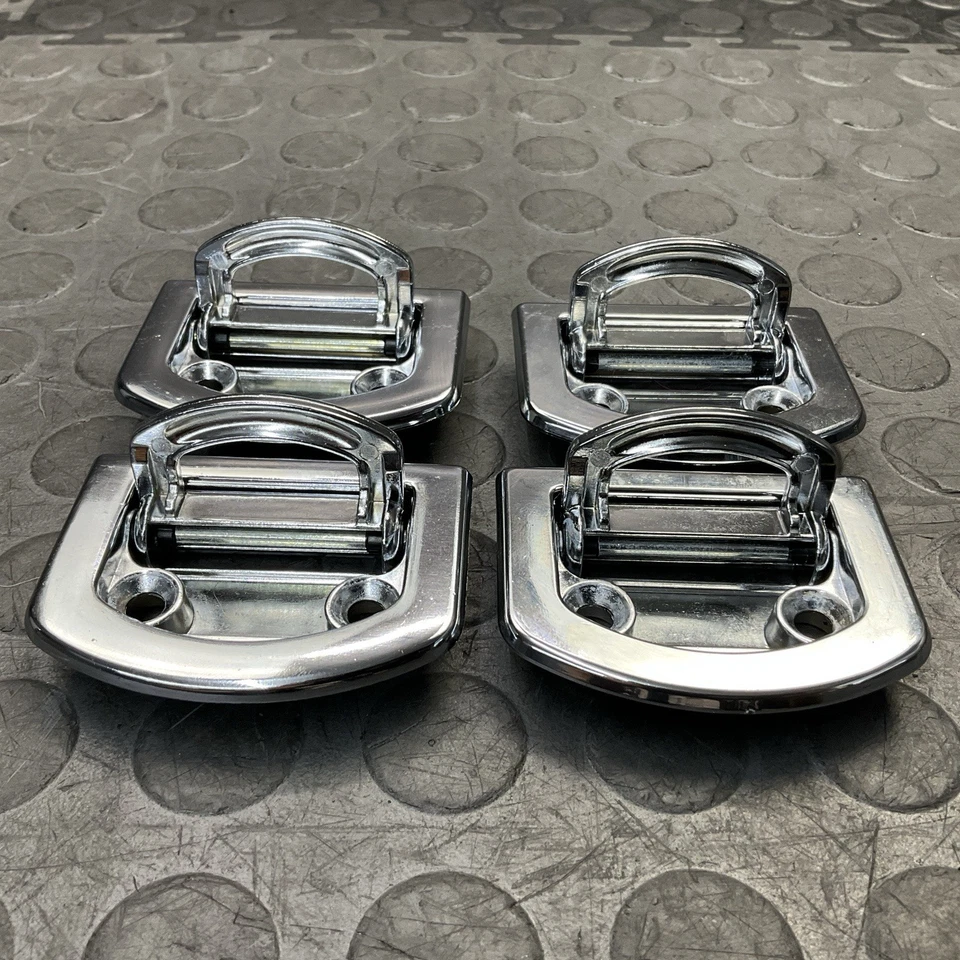 Комплект хромированных оригинальных крючков для крепления петель на багажник грузовой Audi Q5 2009-2017 годов выпуска - Изображение 4 из 4