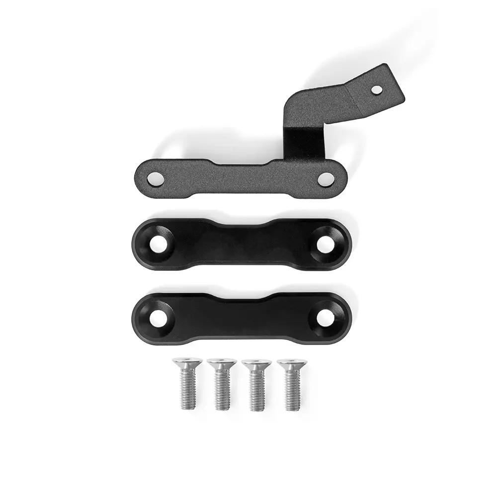 Platine cache repose-pied MT-07 pour épurer la boucle arrière en mode solo