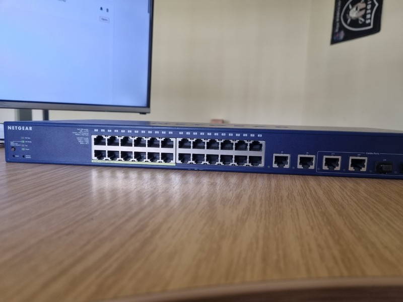Netgear ProSafe GS728TPv2 24 Ports Manageable Ethernet Switch
