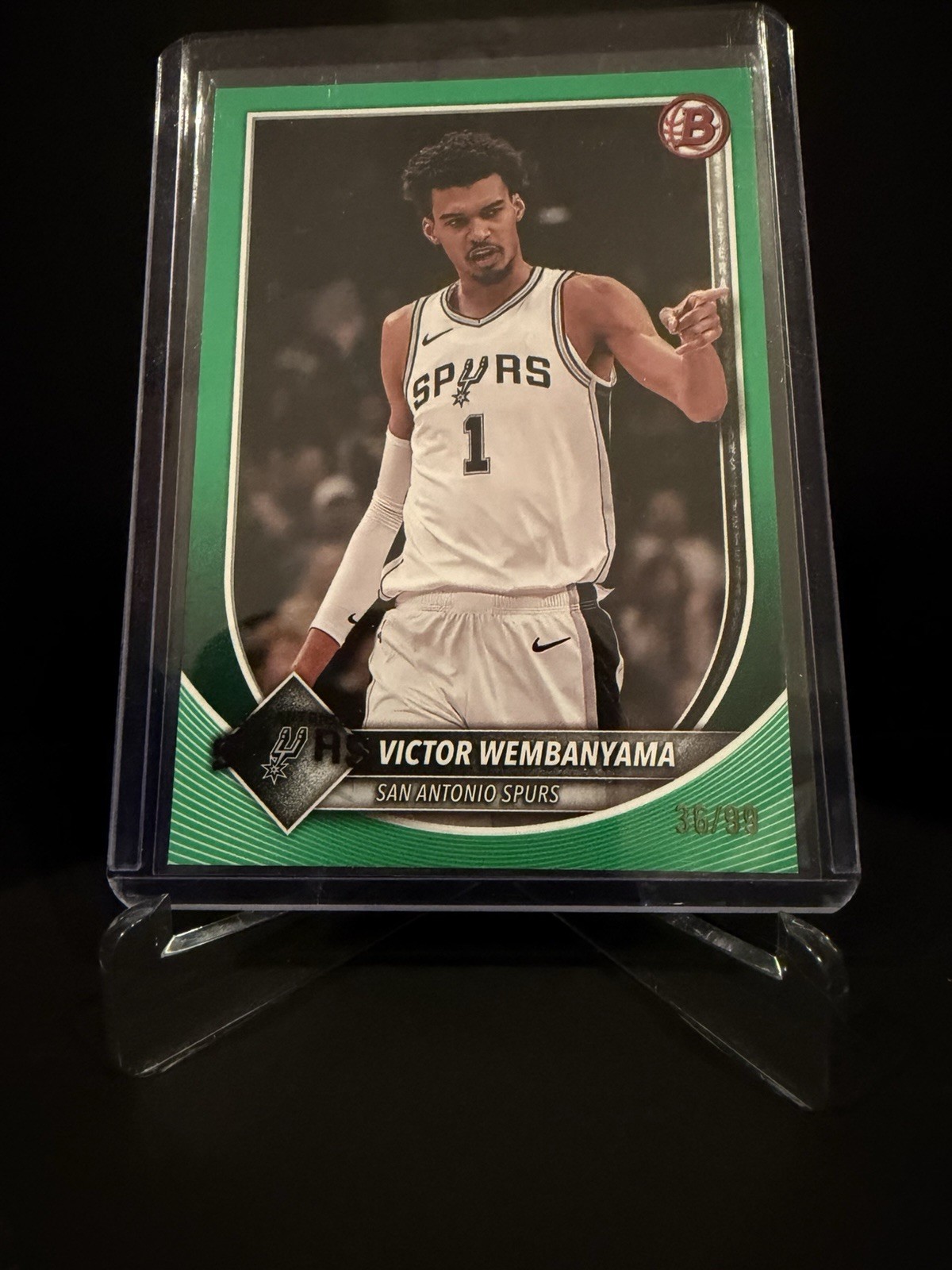 2025-26 Bowman Basketball Victor Wembanyama #143 Green Border 35/99 Spurs