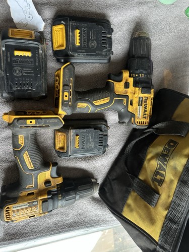 DEWALT 20V Cordless Drill Driver - DCD777