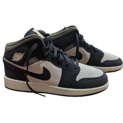 NIB Jordan Boys Air Jordan 1 Mid SE 6.5Y Orewood Brown Off Noir Olive HV4399-102