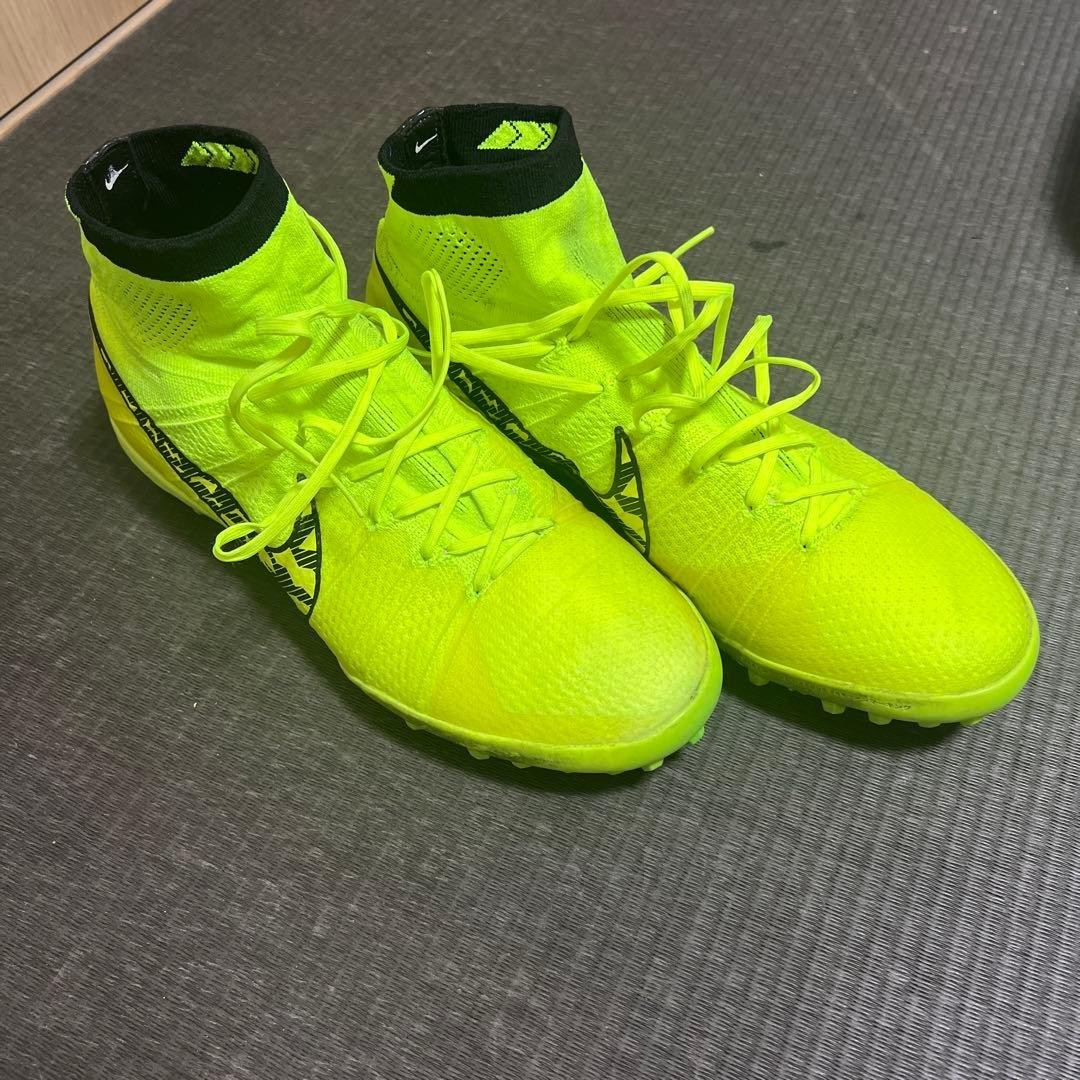 Nike Elastico Superfly TF US 9 UK 8 Soccer/Futsal High Cut Shoes