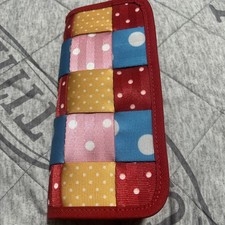 Harveys Seatbelt Disney Minnie Lots of Dots C...