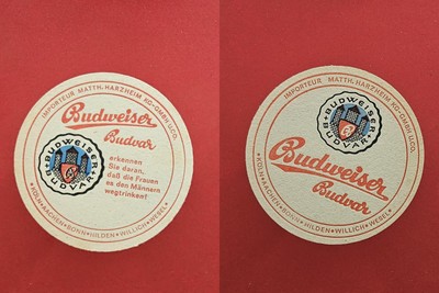 Budweiser Budvar rote Schrift Brauerei Bierdeckel Bier