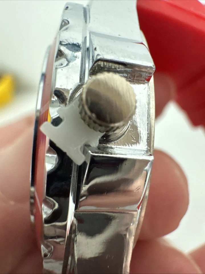 Women's Milano Classic Red Silicone Rubber Poly Band Analog NEW N - Image 3 of 4