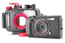 Near Mint Olympus Tough TG 6 Digital Camera with PT 059 Underwater Housing Japan