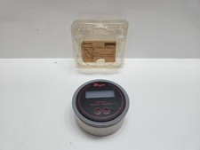 DWYER DM-2002-LCD DIFFERENTIAL PRESSURE TRANSMITTER DM-2000