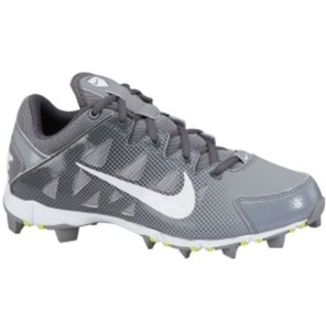 nike molded softball cleats