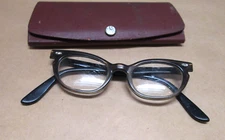 Vintage  Cat eye Bausch & Lomb EyeGlasses Glasses Eyewear w/Case