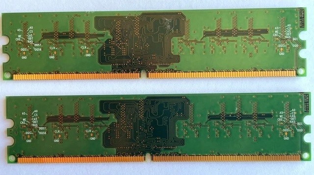 Qimonda 512MB DDR2-533 HYS64T64000HU-3.7-B UDIMM PC2-4200 NON-ECC RAM👀 - Image 3 of 4