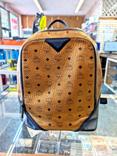MCM Duke Visetos Black/Gold Leather Large Bac...