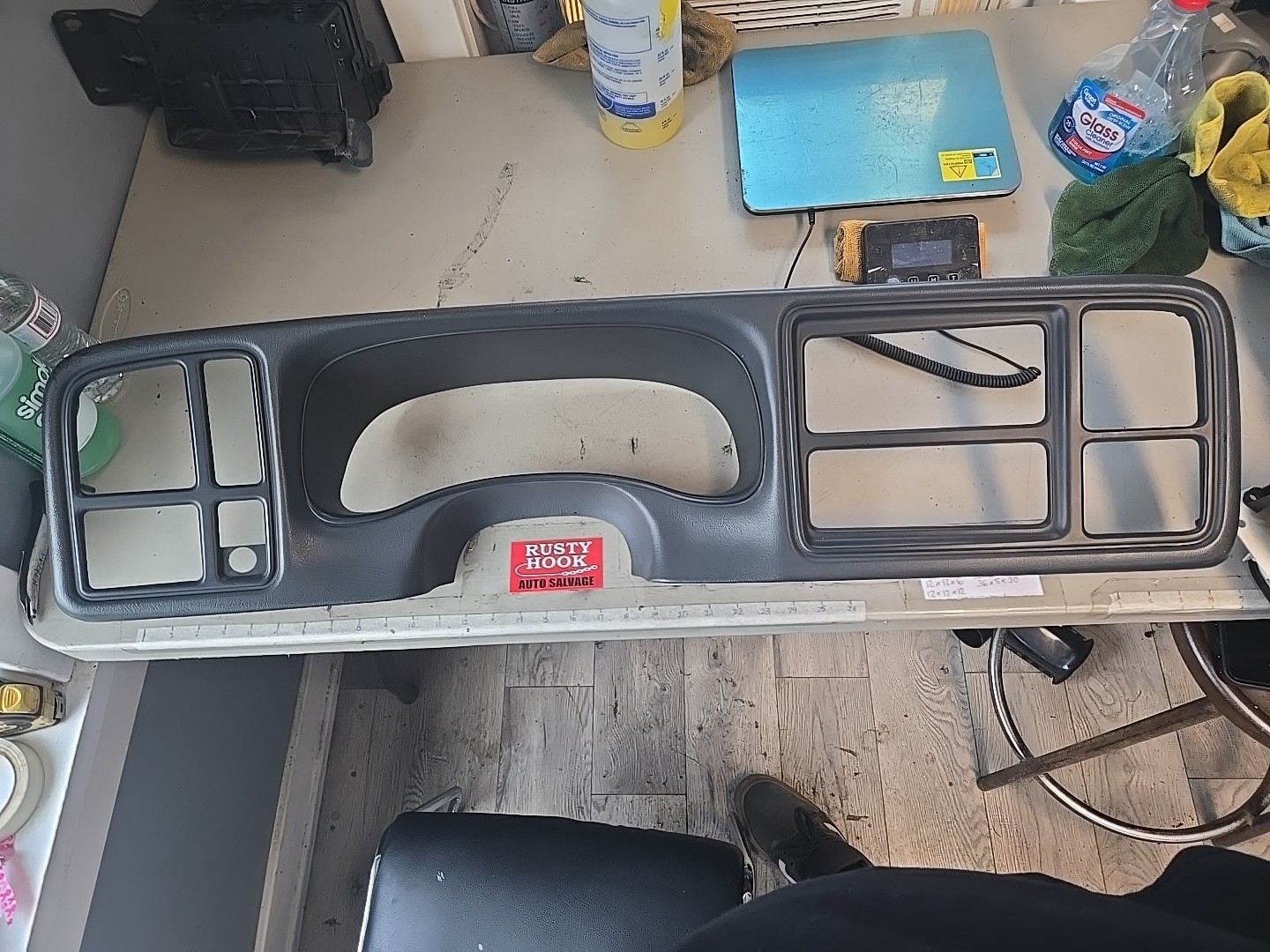 Dash Bezel For 2002 Chevrolet 2500hd 15772850EC