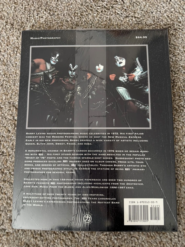 Paquete de coleccionista KISS - “Los años KISS” + póster litográfico de Barry Levine 1978 Foto 2 de 4