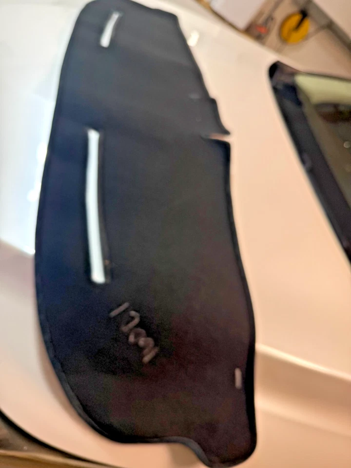 Tapete de capa de painel personalizado - para um Ford Thunderbird 1961 - 1962 (tapete preto) - Imagem 4 de 4