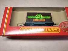 Boxed/Unused HORNBY `OO GAUGE` #R6036 ANNIVERSARY Conflat & Container (G.W.R)