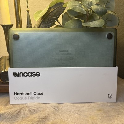 Incase - Hardshell Dot Case for MacBook Pro M2 13.6'' 2022 - Alpine Green