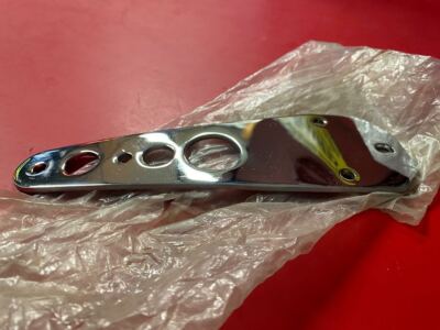 INDIAN   NOS OEM 11304051 Front Fender Brace Bracket 74 75 ME 100 125 ME100