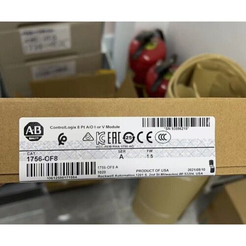 New Factory Sealed 1756-OF8 /A ControlLogix PLC Output Module - Bild 1 von 5