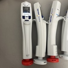 NICE One Eppendorf Repeater E3 Electronic Multi-Dispenser Pipette bundle
