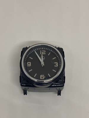 Mercedes Benz W213 E Klasse C Klasse Analoguhr Uhr A2138272000