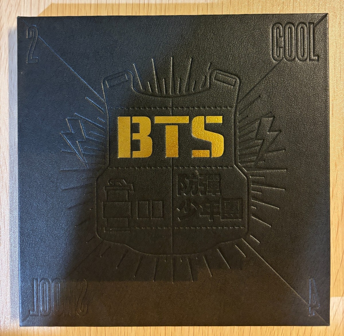 BTS ジョングク 直筆 サイン / 2 COOL 4 SKOOL 直筆サイン入り＊BTS「2 Cool 4 Skool」 K-POP/アジア