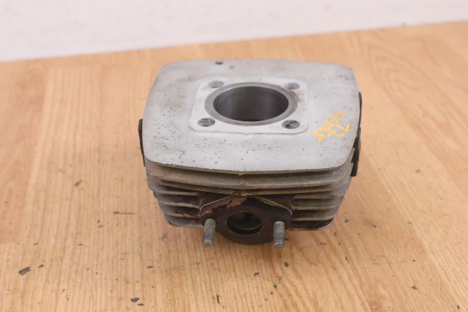 Suzuki TS125 1972 jarra de cilindro - 56,5 mm - necesita aburrido Foto 3 de 4