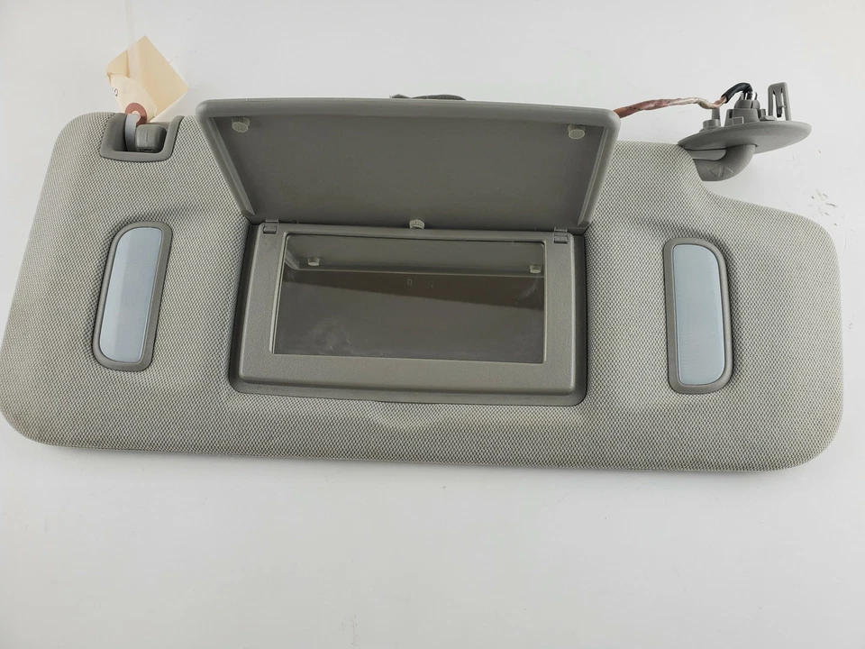 Viseira solar direita para passageiros Chevrolet Orlando 2012-2014 15804776 fabricante de equipamento original - Imagem 2 de 4