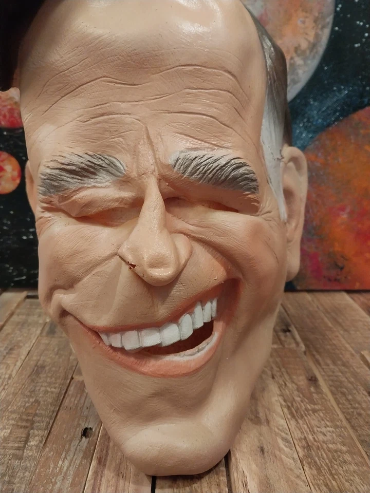 RARE!!Vintage George H. W. Bush Halloween President Cesar Mask (1988) Masquerade - Image 2 of 4
