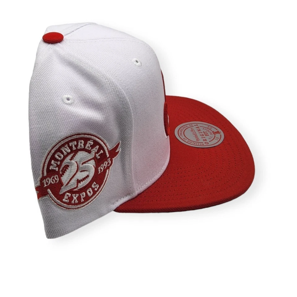 Mitchell & Ness Montreal Expos Hometown Coop White/Red Adjustable Snapback Hat - Image 4 of 4
