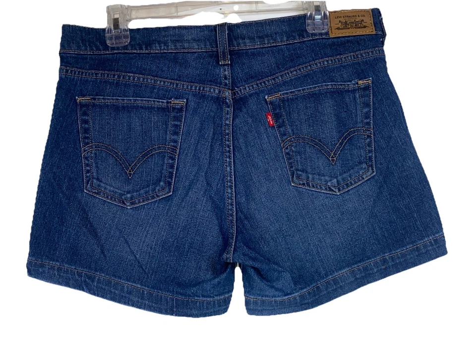 Pantalones Cortos Levi's Denim Para Mujer Talla 12 Azul Lavado Medio 515 Clásicos Informales Foto 2 de 4