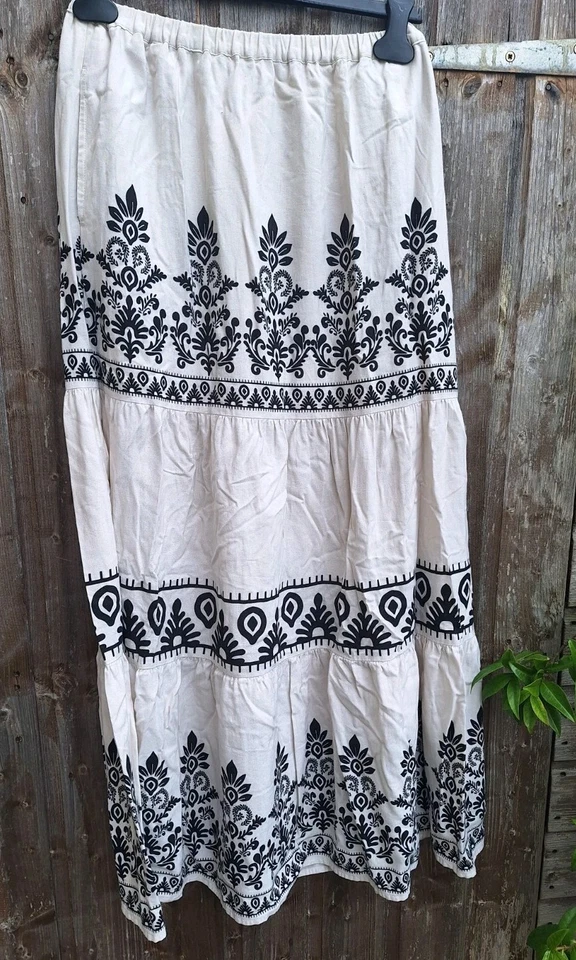 F&F Cream Beige Black Floral Print Linen Blend Tiered Maxi Skirt 10 Sold Out - Image 3 of 4