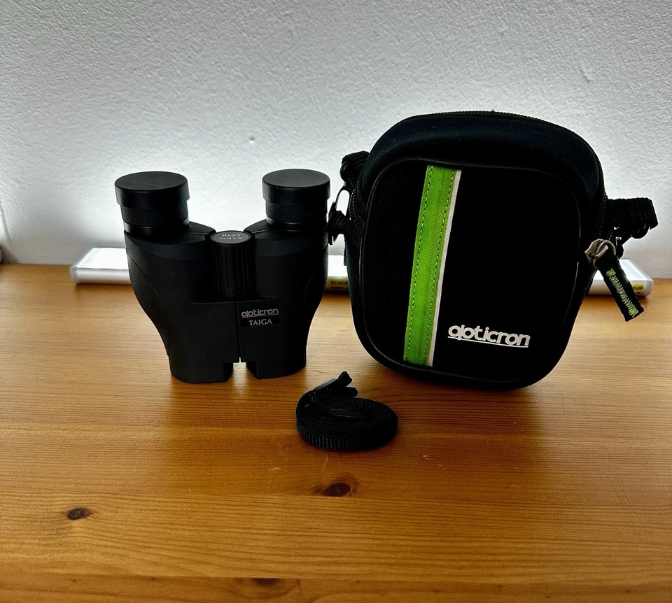 Opticron Taiga 8x25 Compact Binoculars (UK Stock) including soft case. Black - Image 2 of 4