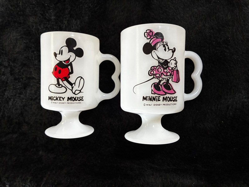 Vintage Disney Minnie & Mickey Mouse Milk Glass Footed Pedestal Coffee Cups Mugs