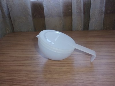 Tupperware Forget Me Not small opaque hanging storage container 3.75'' NEW