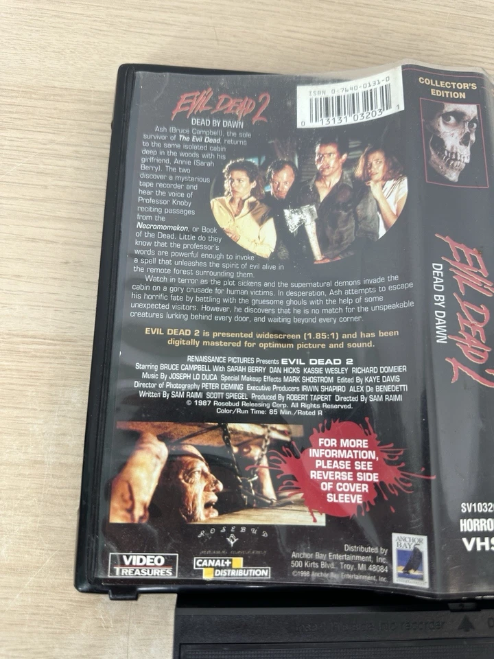 Evil Dead 2: Dead By Dawn - Clamshell Collector's Edition Widescreen VHS Tape - Image 3 of 4
