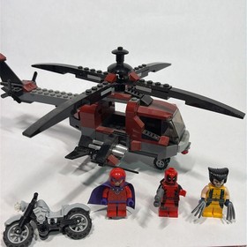 Lego Wolverine's Chopper Showdown 6866 Marvel Deadpool X-Men 100% Complete Set