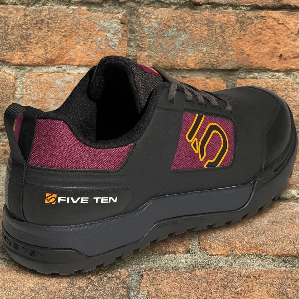 Zapatillas de ciclismo Five Ten Impact Pro MTB para mujer talla 7 negras de pedal plano Foto 4 de 4