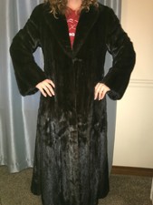 Beautiful Women’s Mink Coat