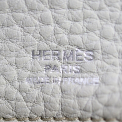 HERMES Handbag - Atlas 35 □ O stamp Taurillon Clemence pearl gray