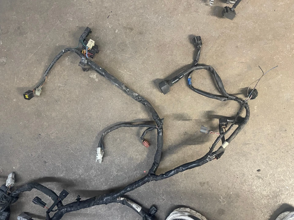 Arnés de cables del motor principal Suzuki Boulevard C109r Vlr1800 2008-2009 cableado 1800 Foto 4 de 4