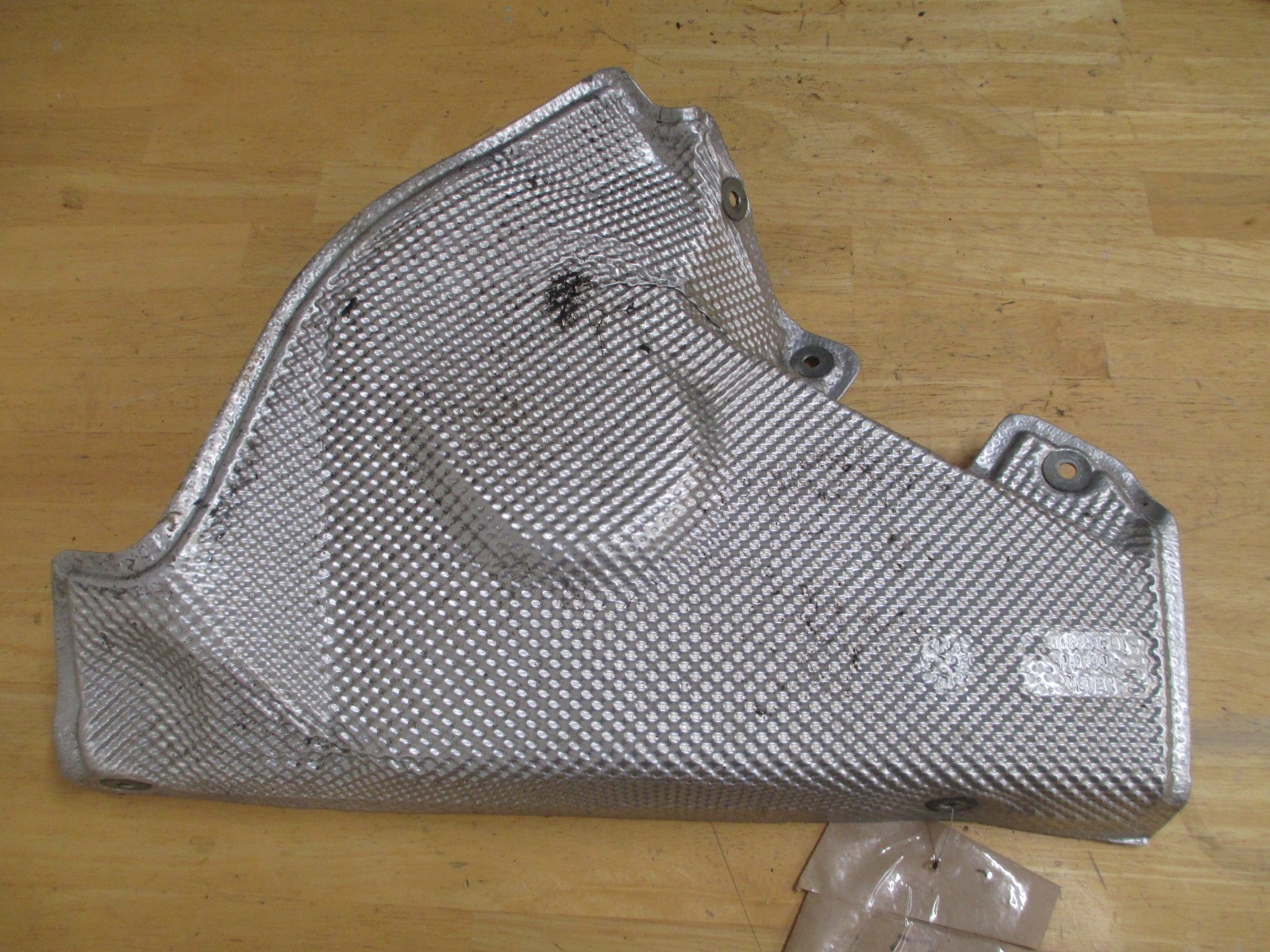 Ferrari 458 - LH Left Air Pump Heat Shield 258291